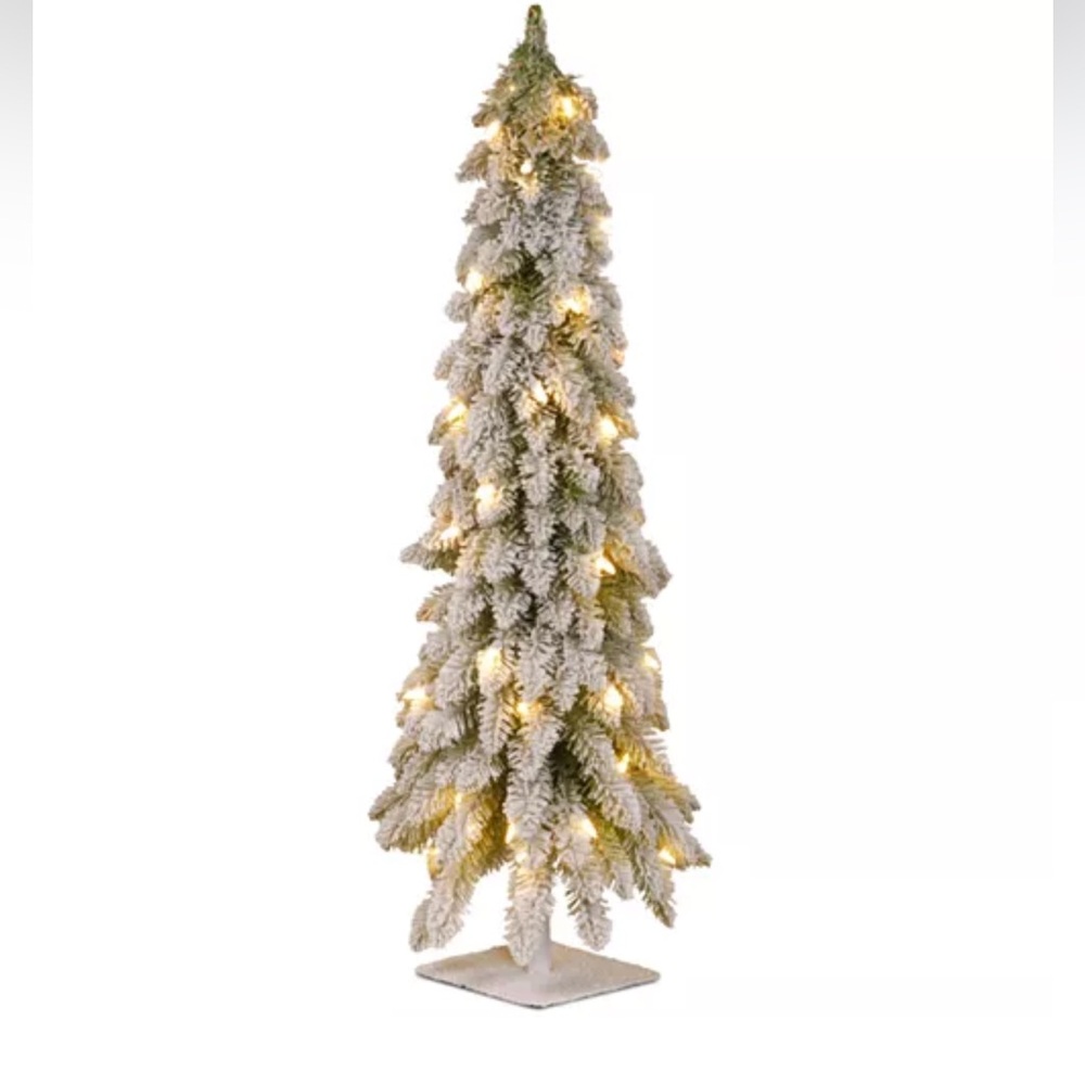 Macys National Tree 24" Snowy Downswept Forest tree & 50 Clear Lights NEW Boho